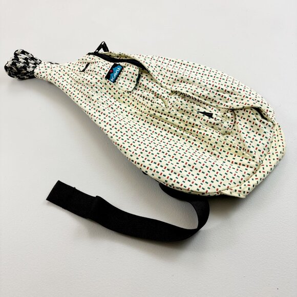 KAVU Original Rope Sling Bag Crossbody Pack Cotton Canvas Dash Print Ivory Teal main image 10